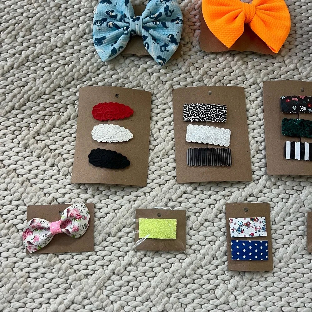 Large lot of Boutique Girl’s Hair Bows & Barrettes New With Tags $108 Retail